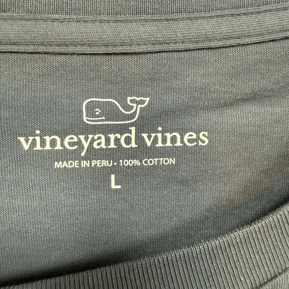 Vineyard Vines Tshirt Mens Large Blue Blazer Pocket Tee Classic Casual Prep NEW